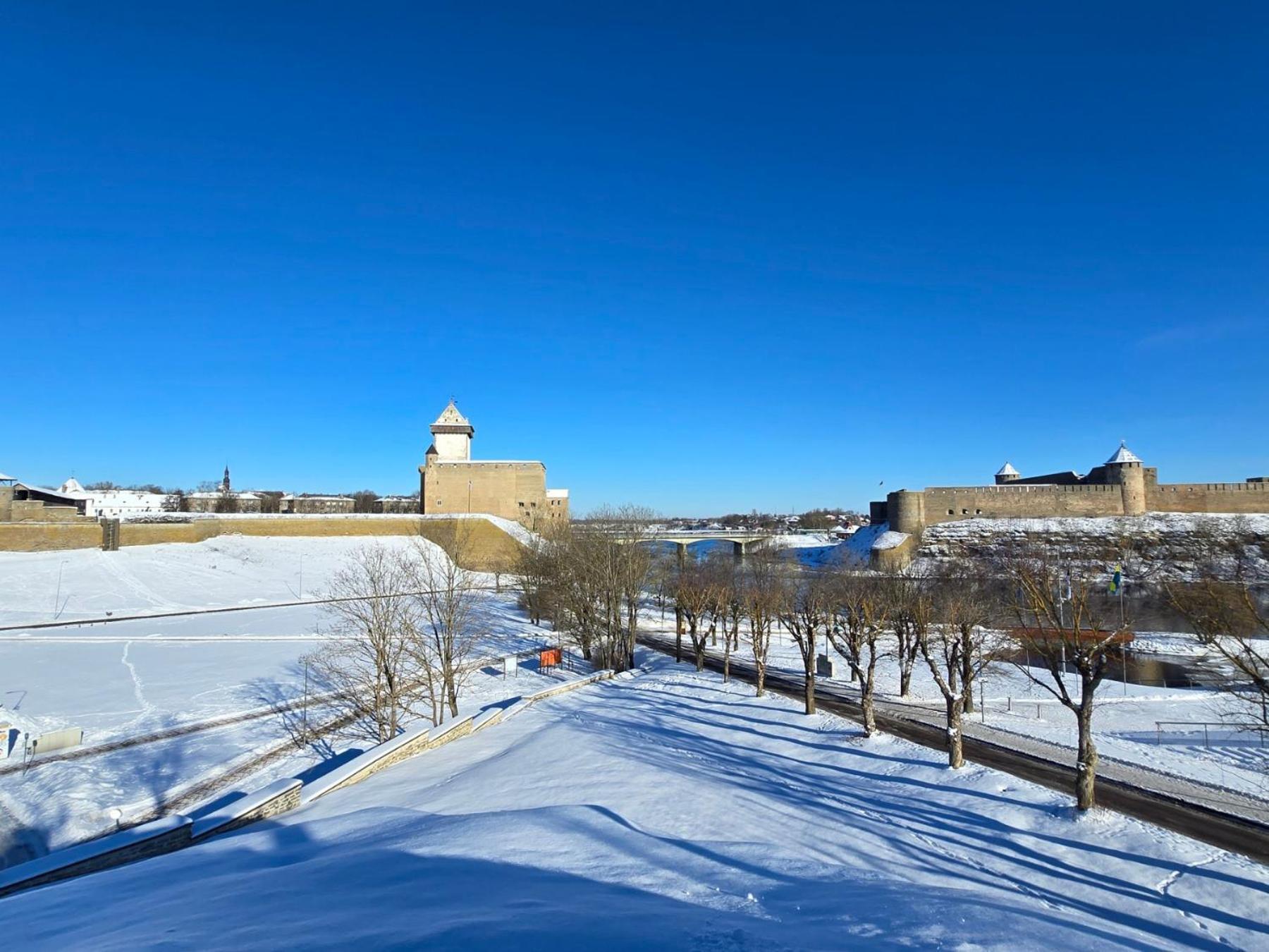 Madise Avenue Apartment Narva Bagian luar foto